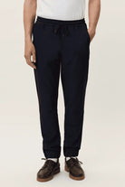 Sebastian Tech Pants Navy Les Deux