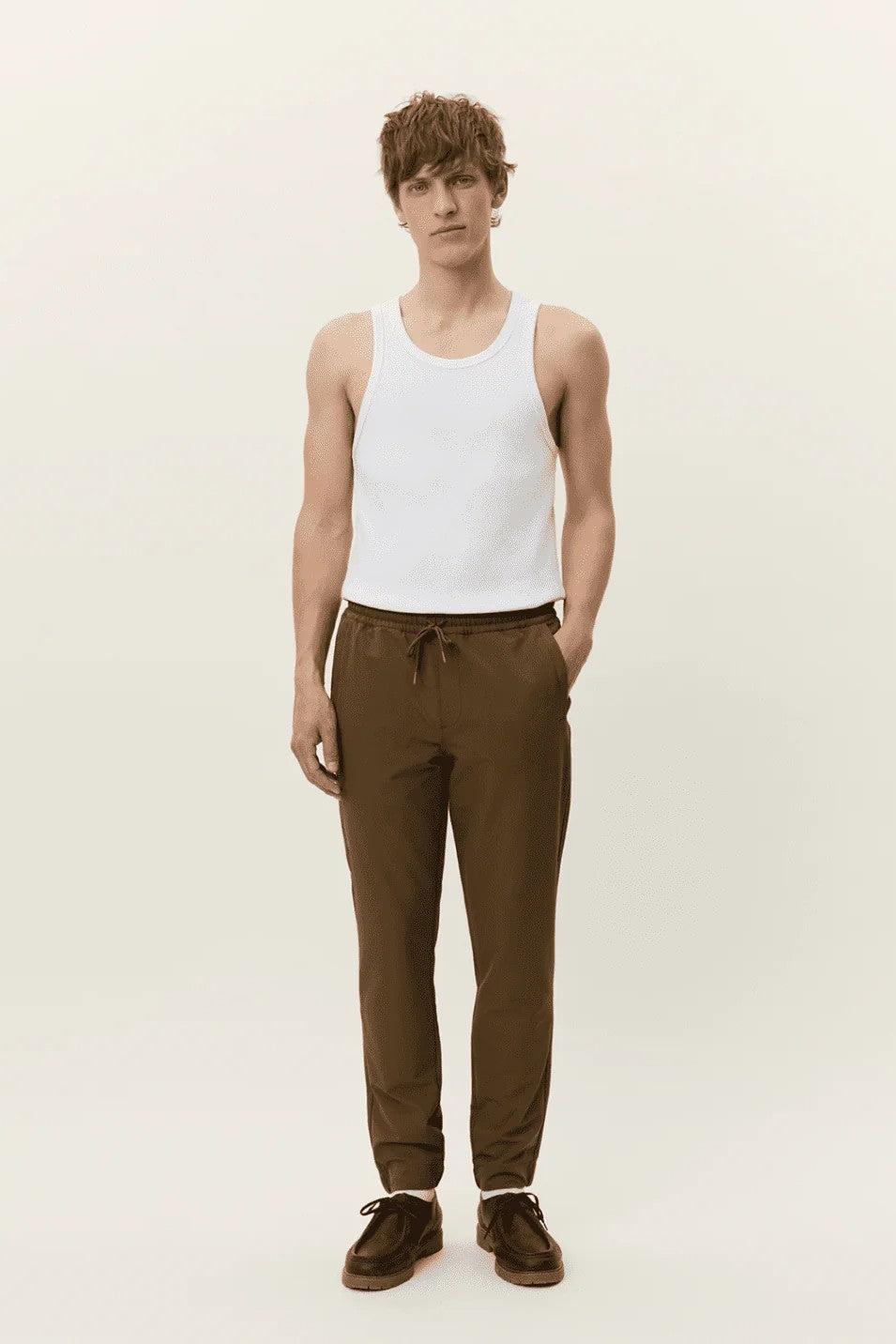 Sebastian Tech Pants Teak Brown Les Deux