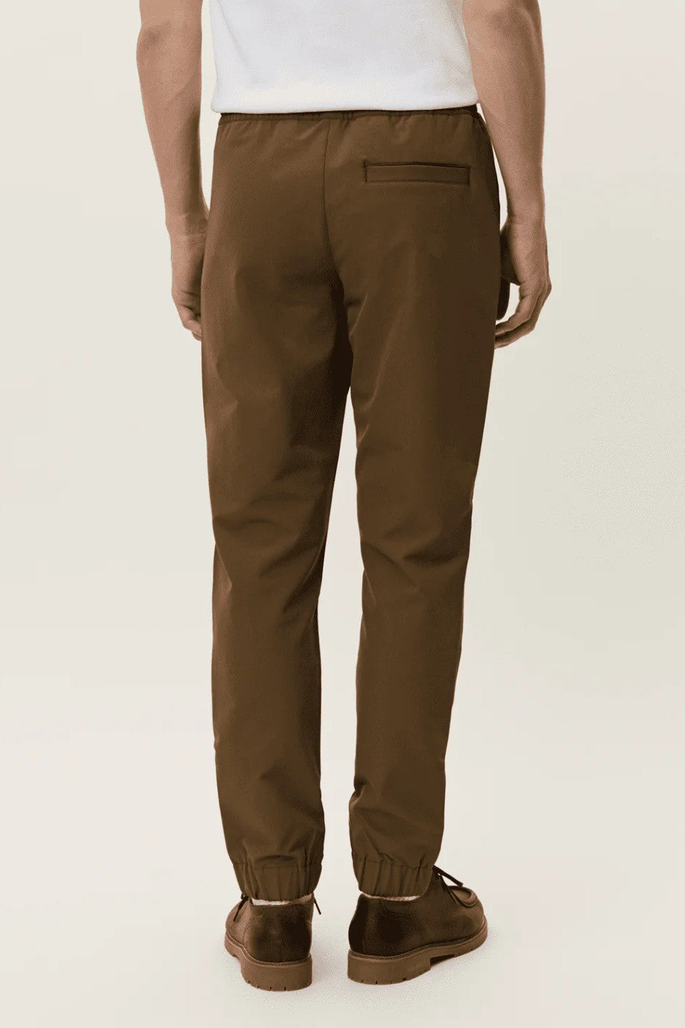 Sebastian Tech Pants Teak Brown Les Deux