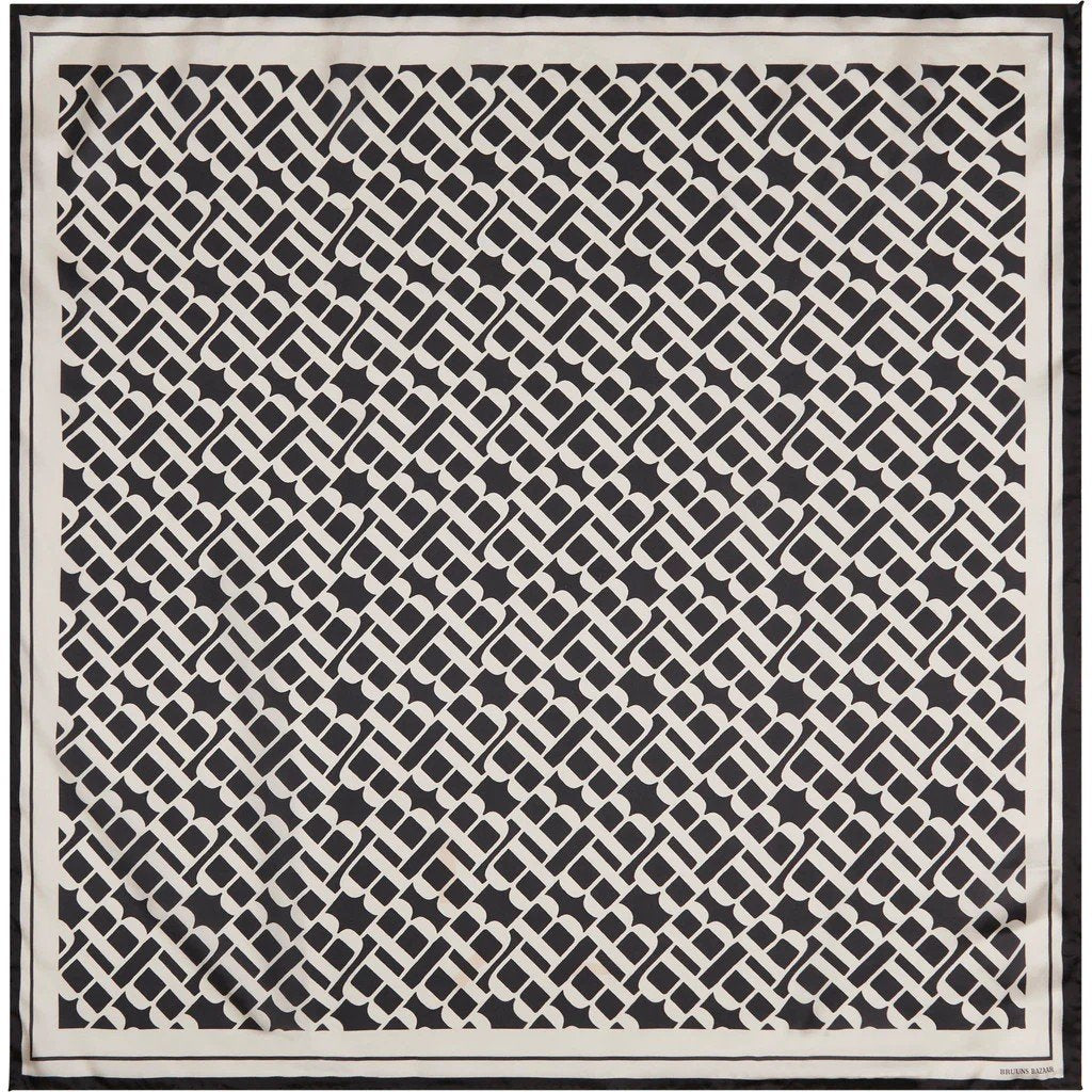 AOP SilkBBscarf 90x90cm Bruuns Bazaar