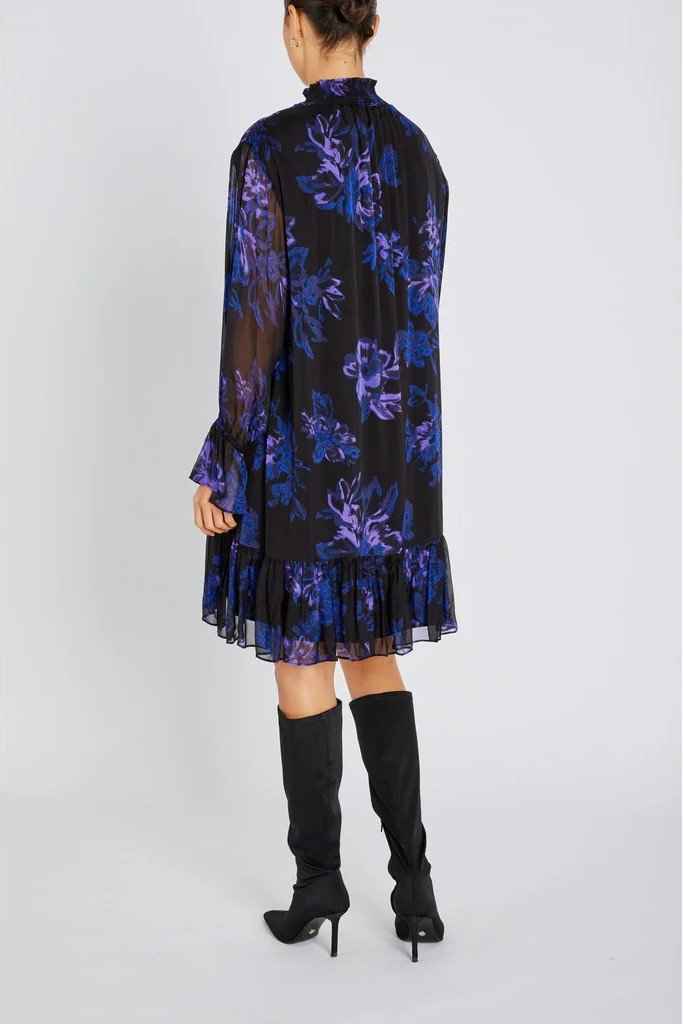 TrilobaBBViljas Dress Bruuns Bazaar