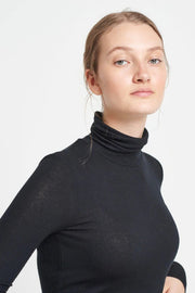 AngelaBB Roll neck (black)