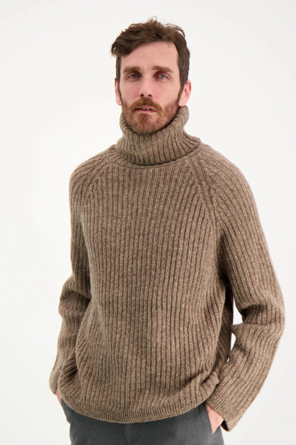 Alex Turtleneck Oak