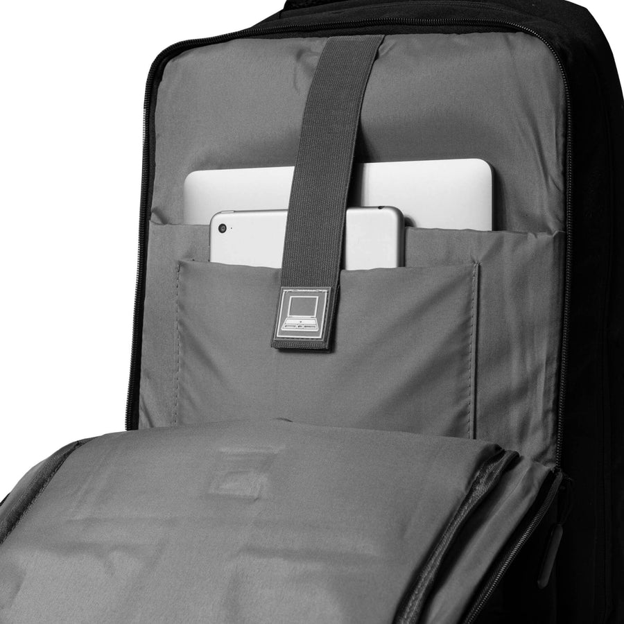 Smart Backpack James Hawk