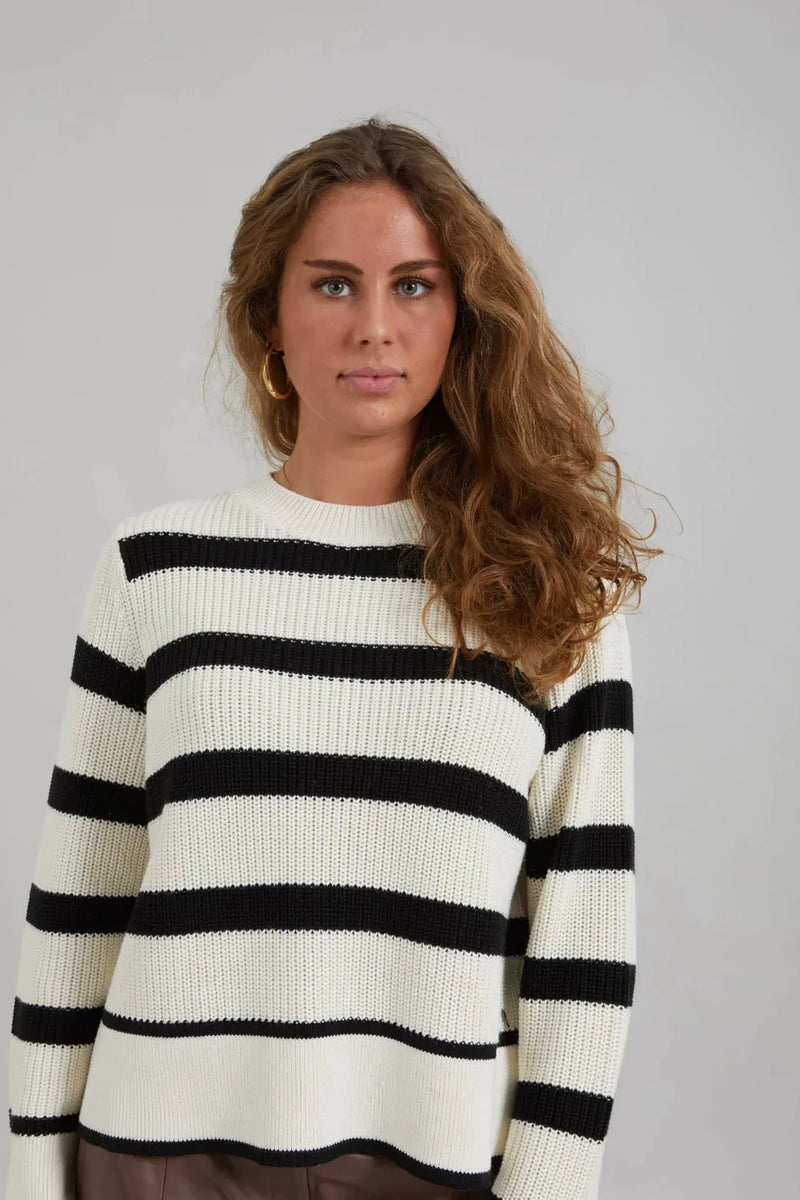 Knit With Stripes And Wide Cuffs